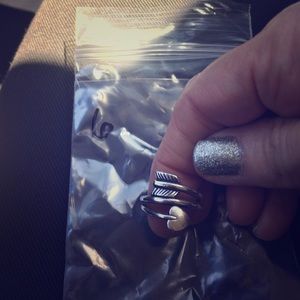 James Avery “Arrow to Heart” Ring Size 6
